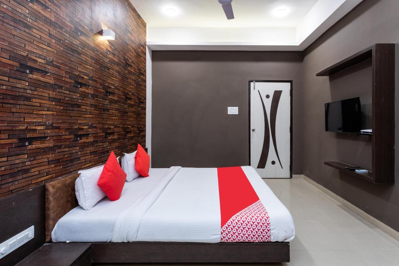 Oyo Hotel Badri Inn & Yatri Niwas Jabalpur Zewnętrze zdjęcie